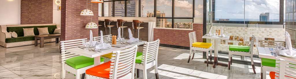 Golden Tulip Dar Es Salaam City Center Hotel Restaurant photo